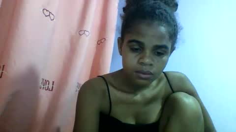 delphine online show from 30, 3, 2026