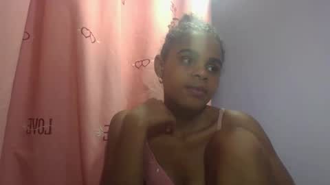 delphine online show from 14, 4, 2026