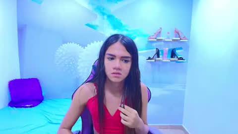 Snapshot of demi_leed chatting on 17, 12, 2025 DEMI online show from 17, 12, 2025