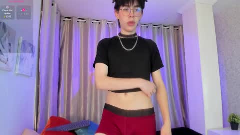 demian_hush online show from 8, 4, 2026