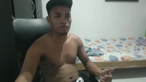 Snapshot of demol_latin chatting on 18, 12, 2024 MASTER DAV online show from 18, 12, 2024