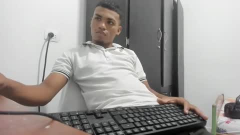 Snapshot of demol_latin chatting on 27, 12, 2024 MASTER DAV online show from 27, 12, 2024