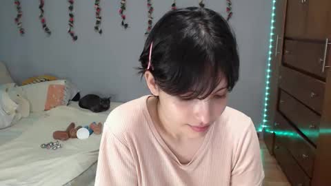 Denisse    schedule Monday to Friday 1300-1900 mexican time Saturday-maybe it could be a surprise IDEPENDENT MODEL online show from 17, 1, 2025