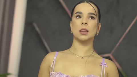 Snapshot of deniseblu chatting on 16, 9, 2025 deniseblu online show from 16, 9, 2025