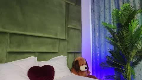 Snapshot of deniseblu chatting on 21, 9, 2025 deniseblu online show from 21, 9, 2025