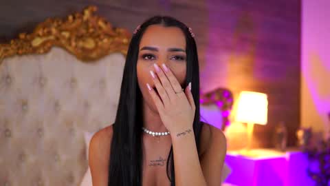 denisedevilles online show from 4, 2, 2025