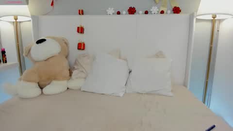 Dennise online show from 21, 3, 2026