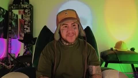 Snapshot of denjig chatting on 7, 1, 2026 Oliver online show from 7, 1, 2026