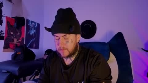 Snapshot of denjig chatting on 1, 2, 2026 Oliver online show from 1, 2, 2026