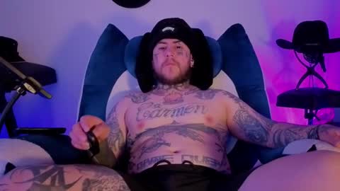 Snapshot of denjig chatting on 1, 2, 2026 Oliver online show from 1, 2, 2026