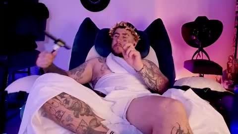 Snapshot of denjig chatting on 15, 2, 2026 Oliver online show from 15, 2, 2026