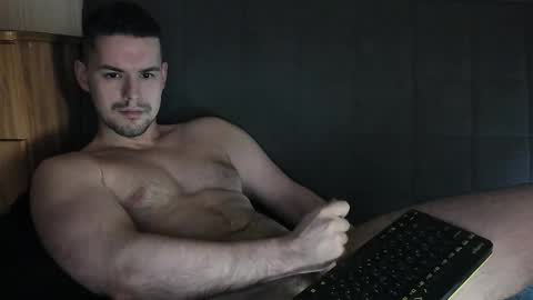 Snapshot of dennis_night chatting on 7, 11, 2025 Den online show from 7, 11, 2025