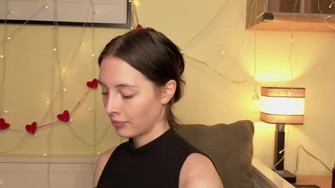 Olivia online show from 14, 10, 2025