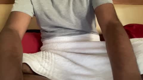 Snapshot of denverjj199 chatting on 5, 11, 2025 denverjj199 online show from 5, 11, 2025