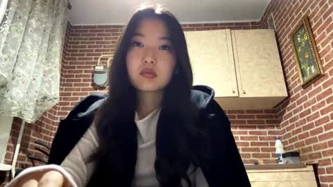 Snapshot of denysebernacchi chatting on 6, 10, 2025 Emma online show from 6, 10, 2025