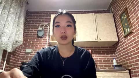 Emma online show from 5, 11, 2025