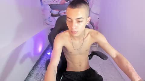 Dereck Boy online show from 12, 11, 2025