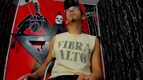 Snapshot of dereck_monroe chatting on 24, 2, 2026 Dereck online show from 24, 2, 2026