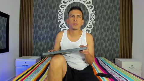 Snapshot of dereck_smithh chatting on 20, 6, 2026 Dereck online show from 20, 6, 2026