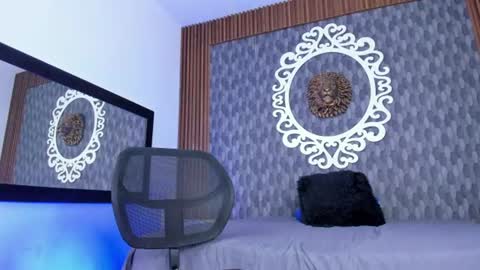 Snapshot of dereck_smithh chatting on 21, 6, 2026 Dereck online show from 21, 6, 2026