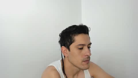 Snapshot of derek_vall chatting on 27, 2, 2025 derek_vall online show from 27, 2, 2025