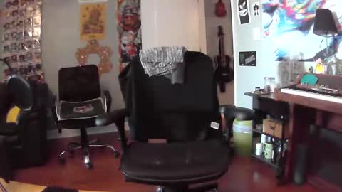 derekdings online show from 21, 2, 2025