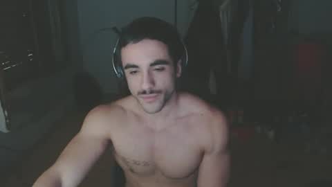 derekhuge online show from 6, 11, 2025