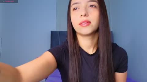 Snapshot of derly_cuervo703031 chatting on 6, 7, 2026 derly_cuervo703031 online show from 6, 7, 2026