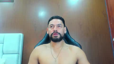 DerryBigger CM online show from 6, 11, 2025