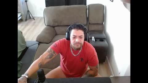 Snapshot of desertadventurer25 chatting on 15, 10, 2025 desertadventurer25 online show from 15, 10, 2025