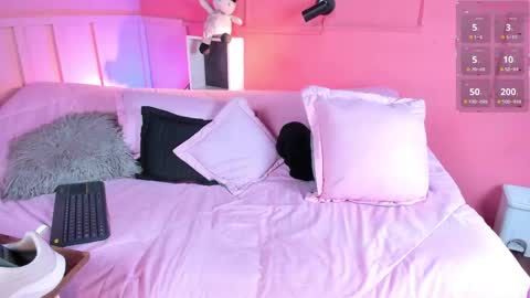 NTMY guys im a kinda desi from Medellin  online show from 15, 5, 2026