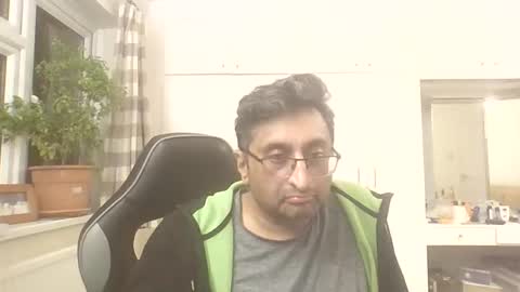 Snapshot of desiboi9 chatting on 16, 10, 2025 desiboi9 online show from 16, 10, 2025