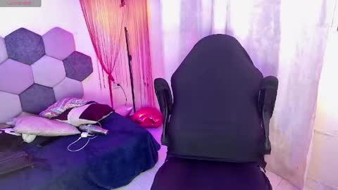 Snapshot of desireduo_tgn chatting on 9, 5, 2026 TORI AND MR. BEAR online show from 9, 5, 2026