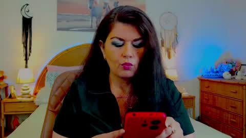 HellenMoon online show from 24, 7, 2026