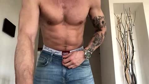 Snapshot of desirtexz chatting on 4, 4, 2026 desirtexz online show from 4, 4, 2026