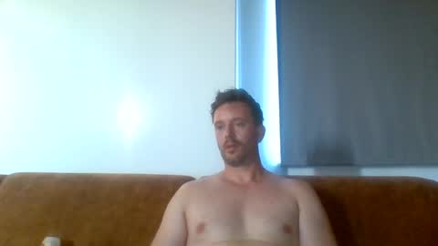 Snapshot of deutero1986 chatting on 14, 7, 2026 deutero1986 online show from 14, 7, 2026