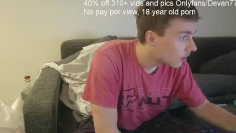 Snapshot of devantheplug chatting on 26, 6, 2026 Devan online show from 26, 6, 2026