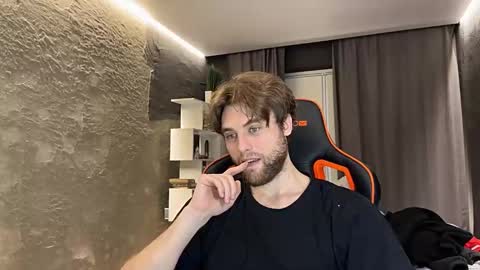 devilnut1 online show from 13, 3, 2026