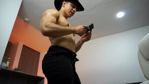 Devin Hunter online show from 10, 1, 2025