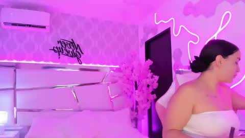 DevoraCook online show from 17, 11, 2025