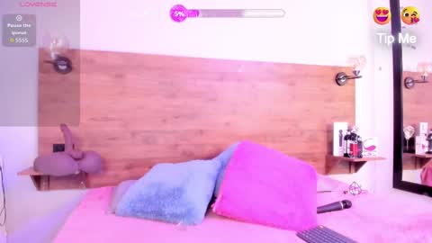 Mrs Devora online show from 22, 11, 2025