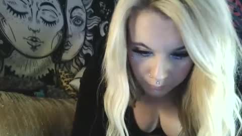 devyn winter online show from 30, 9, 2025