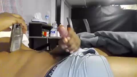 Snapshot of deyhfd chatting on 26, 10, 2025 deyhfd online show from 26, 10, 2025