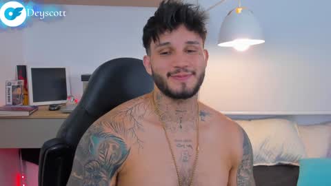 JULIAN online show from 18, 1, 2025