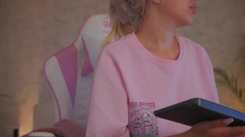 Thea online show from 31, 5, 2026