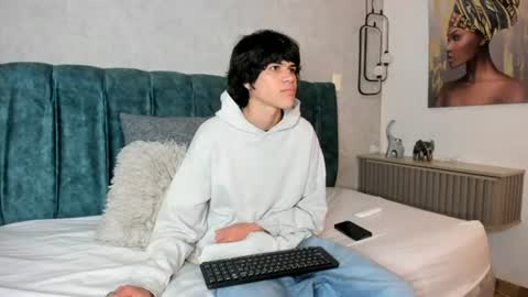 Snapshot of diamond_twink chatting on 22, 6, 2026 diamond_twink online show from 22, 6, 2026