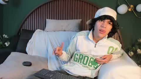 Snapshot of diamond_twink chatting on 26, 7, 2026 diamond_twink online show from 26, 7, 2026