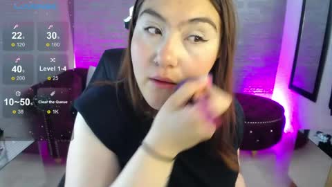 Snapshot of diamondfox_m chatting on 22, 4, 2026 Your Diamond online show from 22, 4, 2026