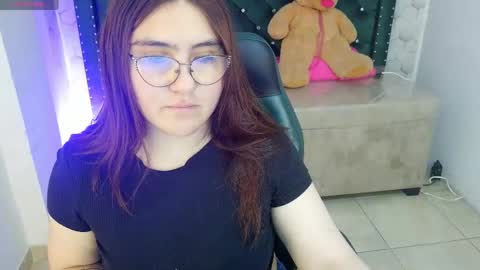 Snapshot of diamondfox_m chatting on 12, 5, 2026 Your Diamond online show from 12, 5, 2026