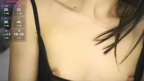Snapshot of diamondpixie chatting on 16, 12, 2024 Iris online show from 16, 12, 2024